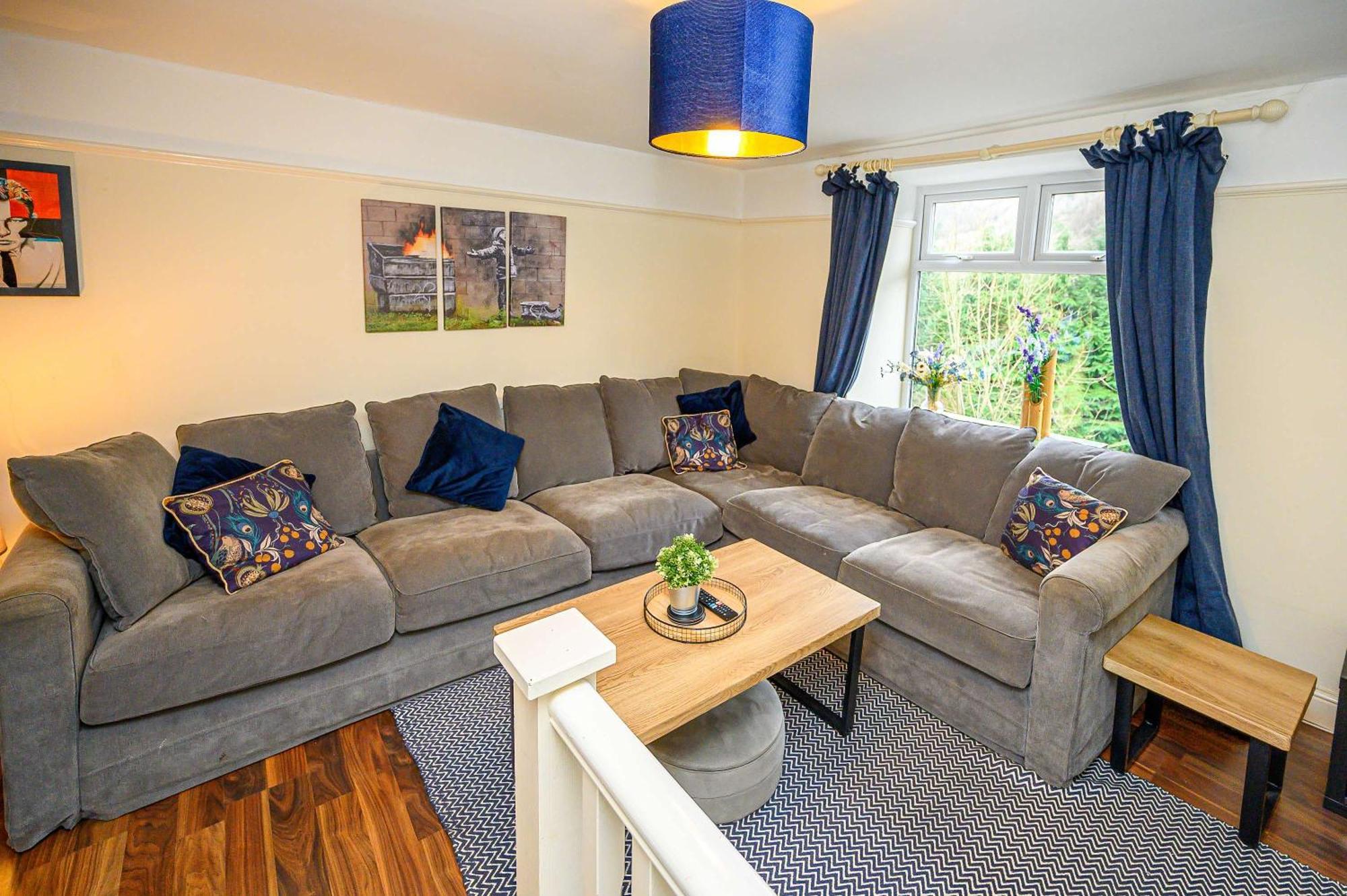 Llareggub Amazing House In Afan Forest With Breath-Taking Views By Staystaycations Port Talbot Buitenkant foto